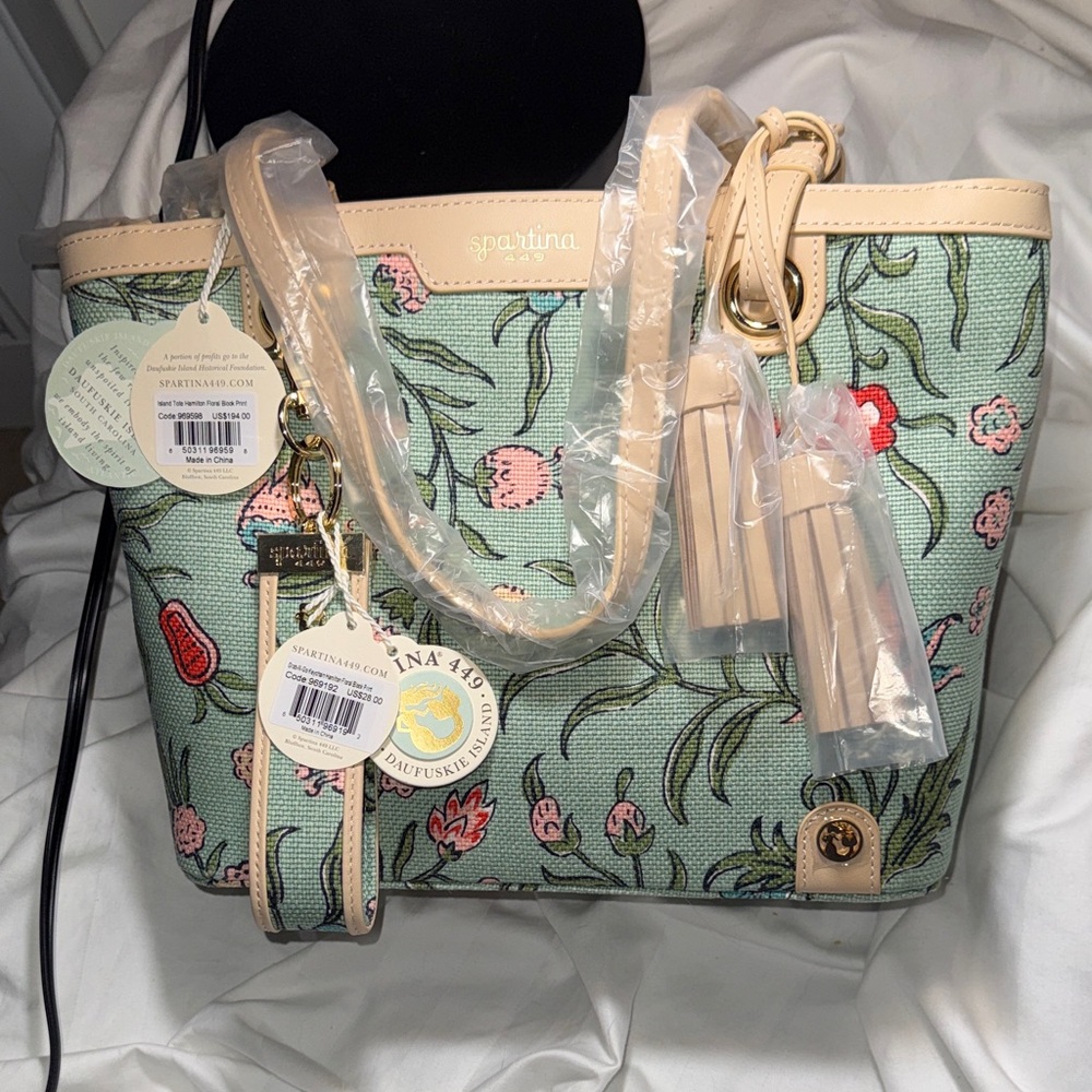 NWT - Spartina 449 Island Tote Hamilton Floral Block Print W/Matching Keychain